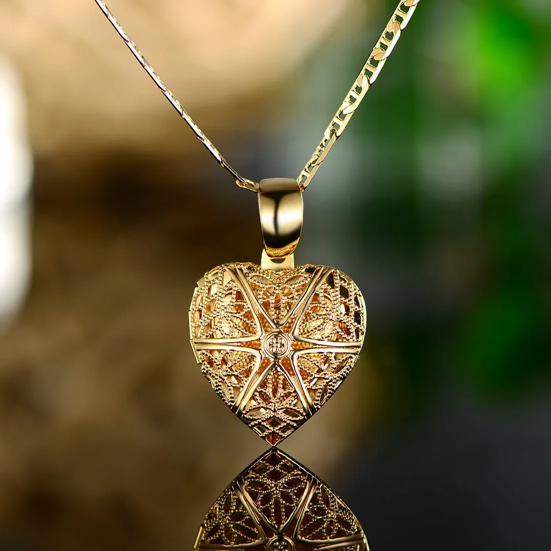 18k Gold Plated Filigree Heart Locket Pendant with Mariner Chain Necklace