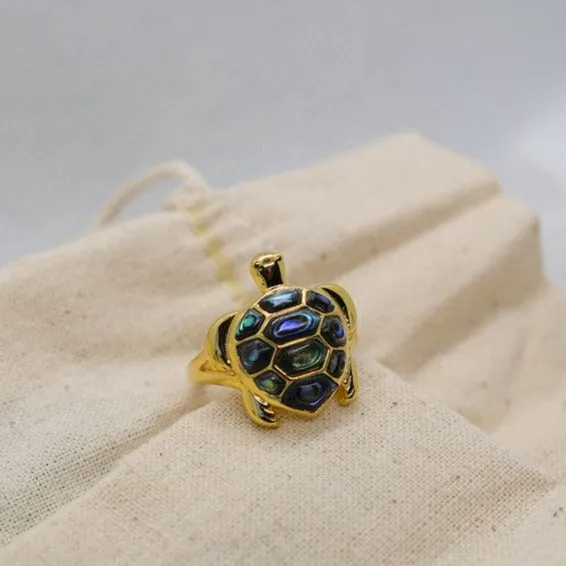 18K Gold Turtle Ring with Abalone Shell