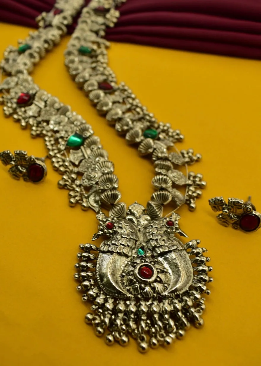 CLASSY PEACOCK NECKLACE