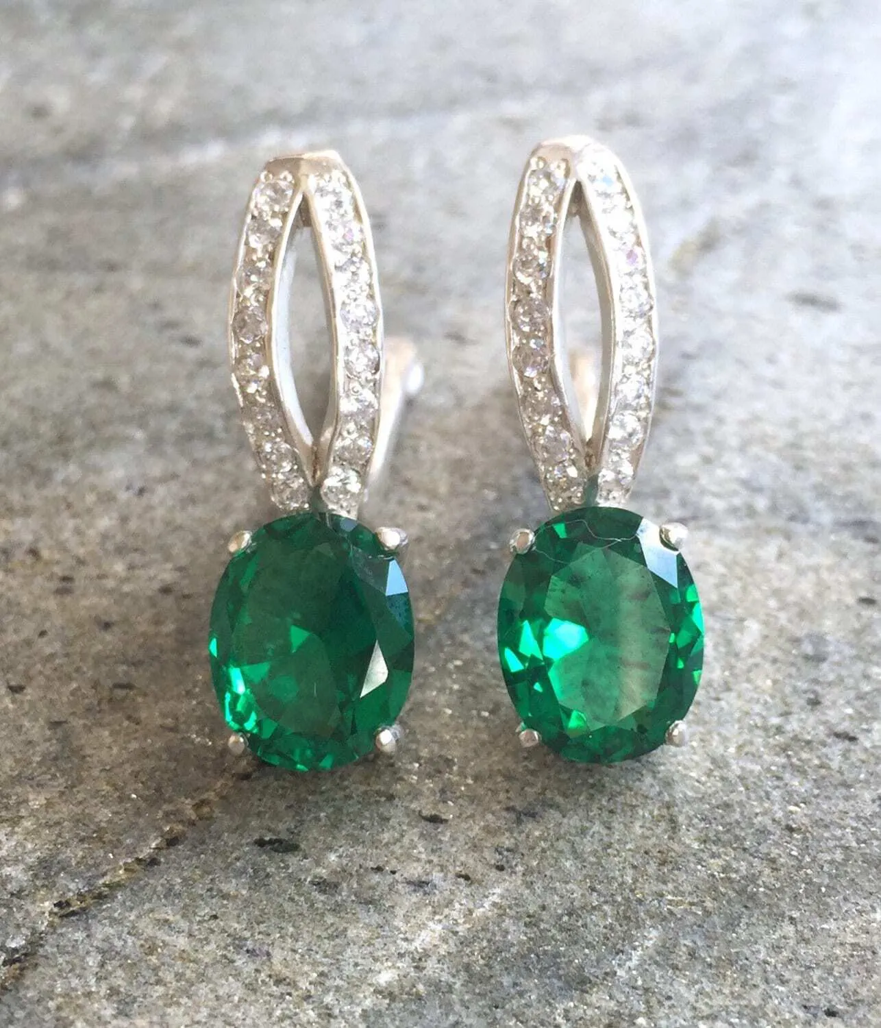 Drop Emerald Earrings - Long Green Earrings - Unique Oval Earrings