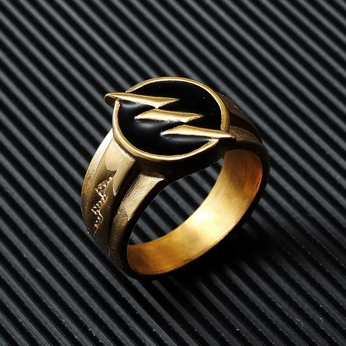 Golden Lightning Men Rings 316L Stainless Steel Ring Hip Hop Golden Plated Classic for Friend Couple Jewelry Best Gift Wholesale