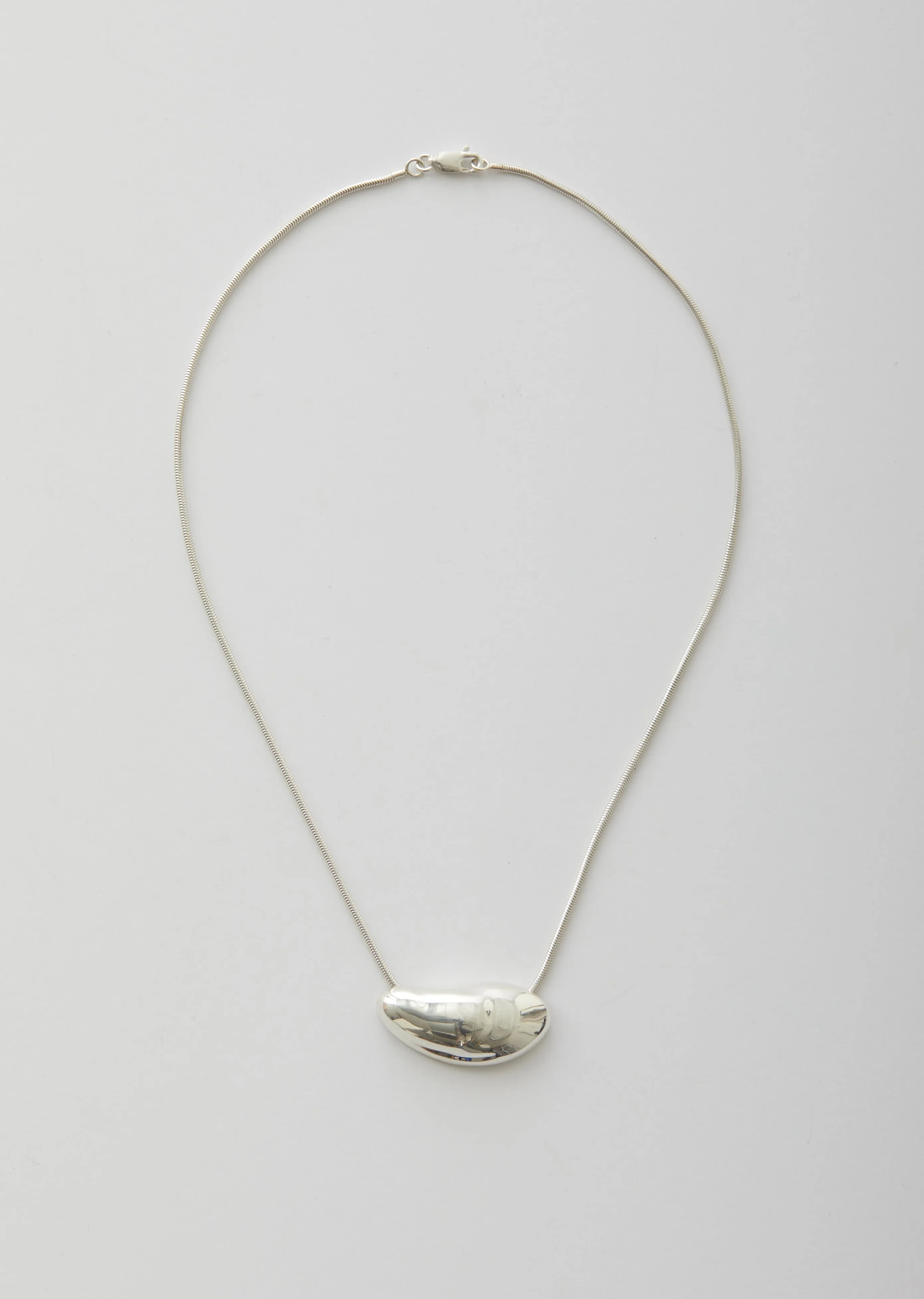 Medium Oyster Necklace