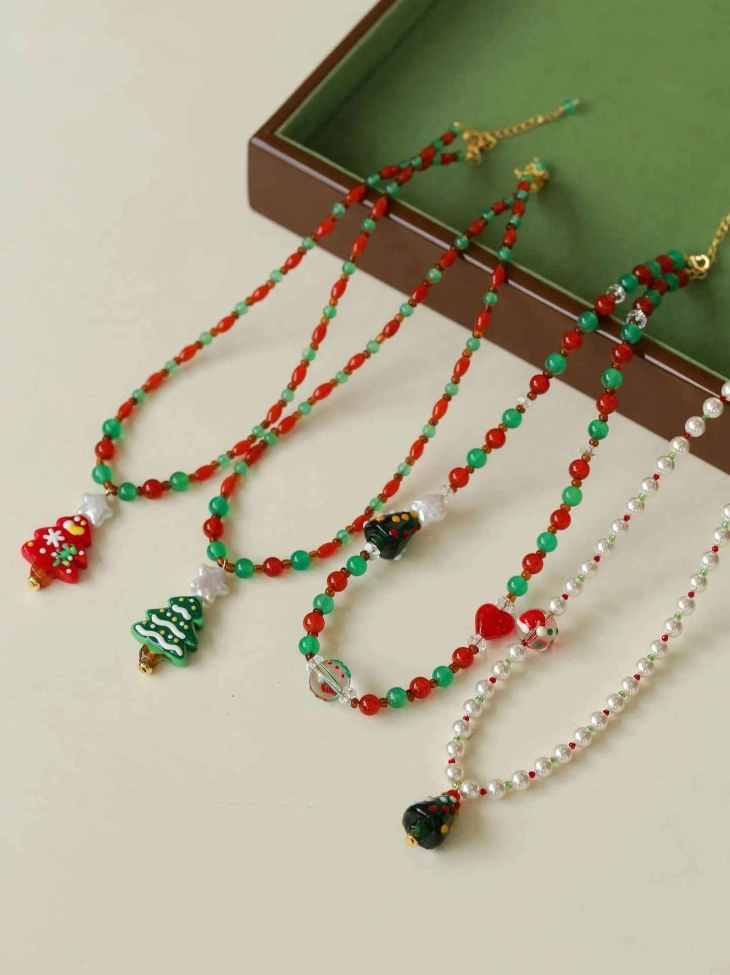 New Christmas Collection Pearl Beaded Necklace