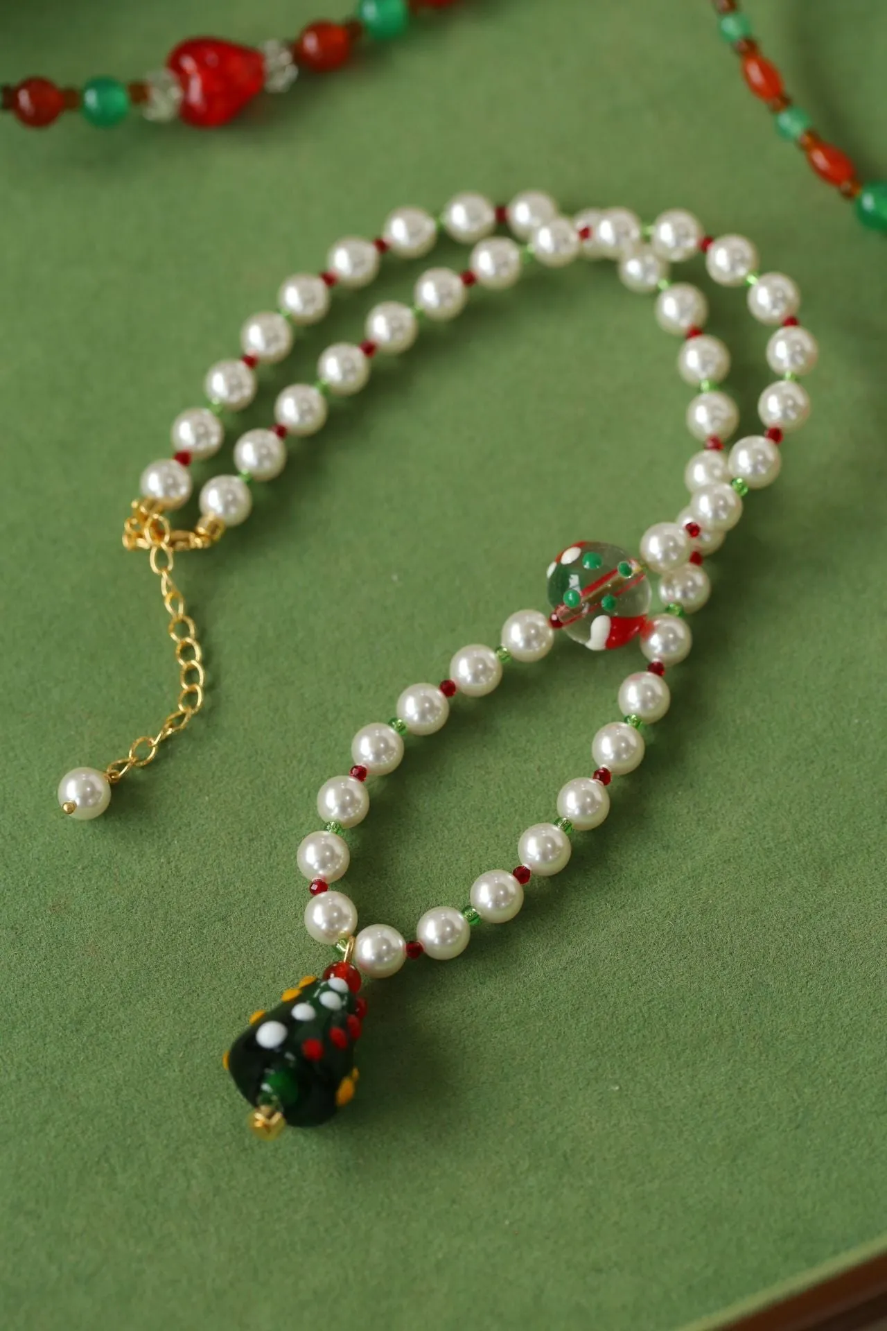 New Christmas Collection Pearl Beaded Necklace