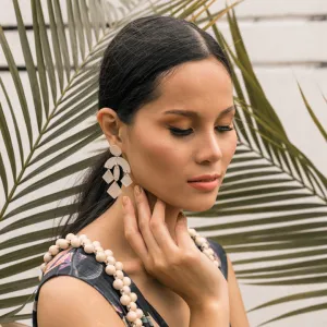 Portia Capiz Earrings in Natural