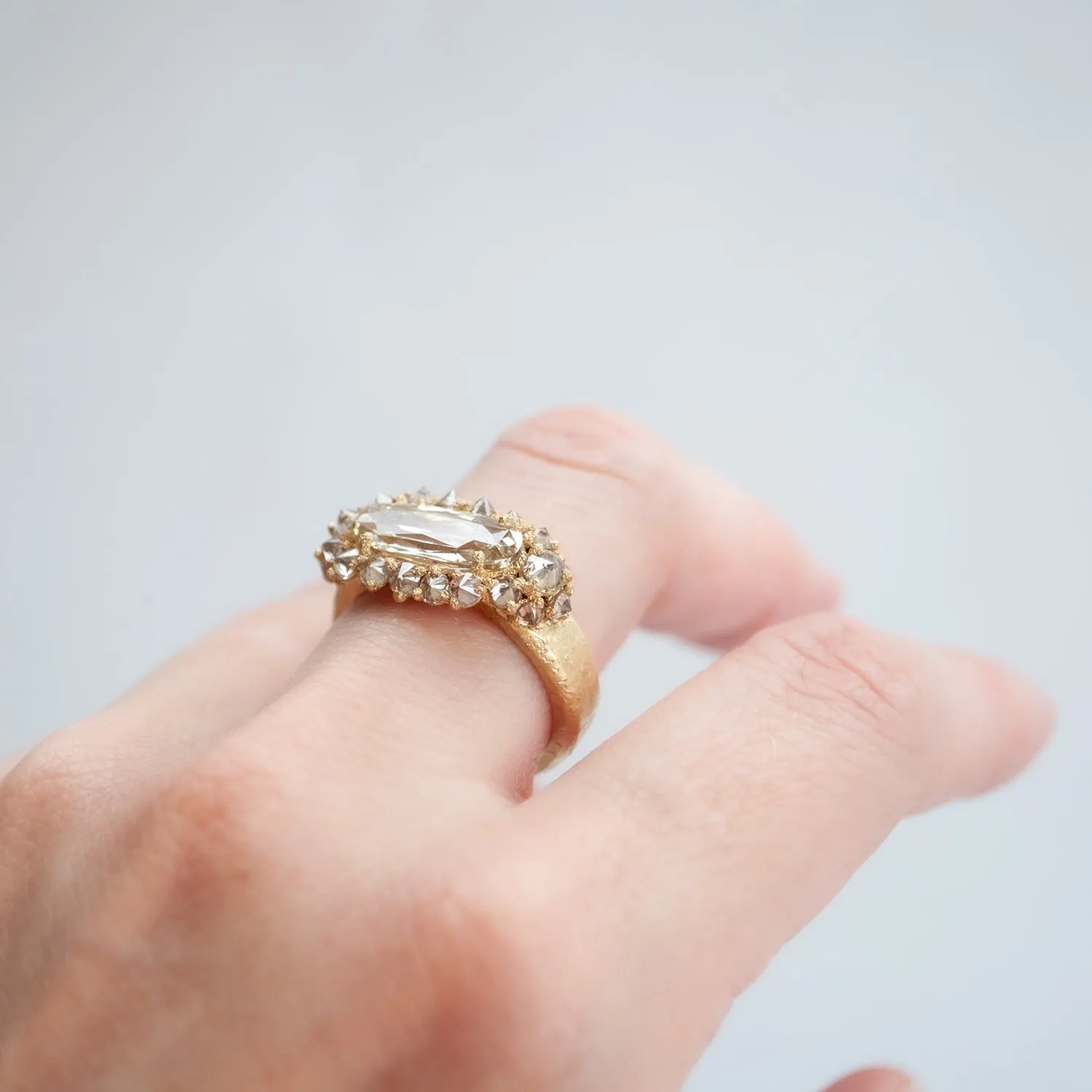 Regal Giza Ring