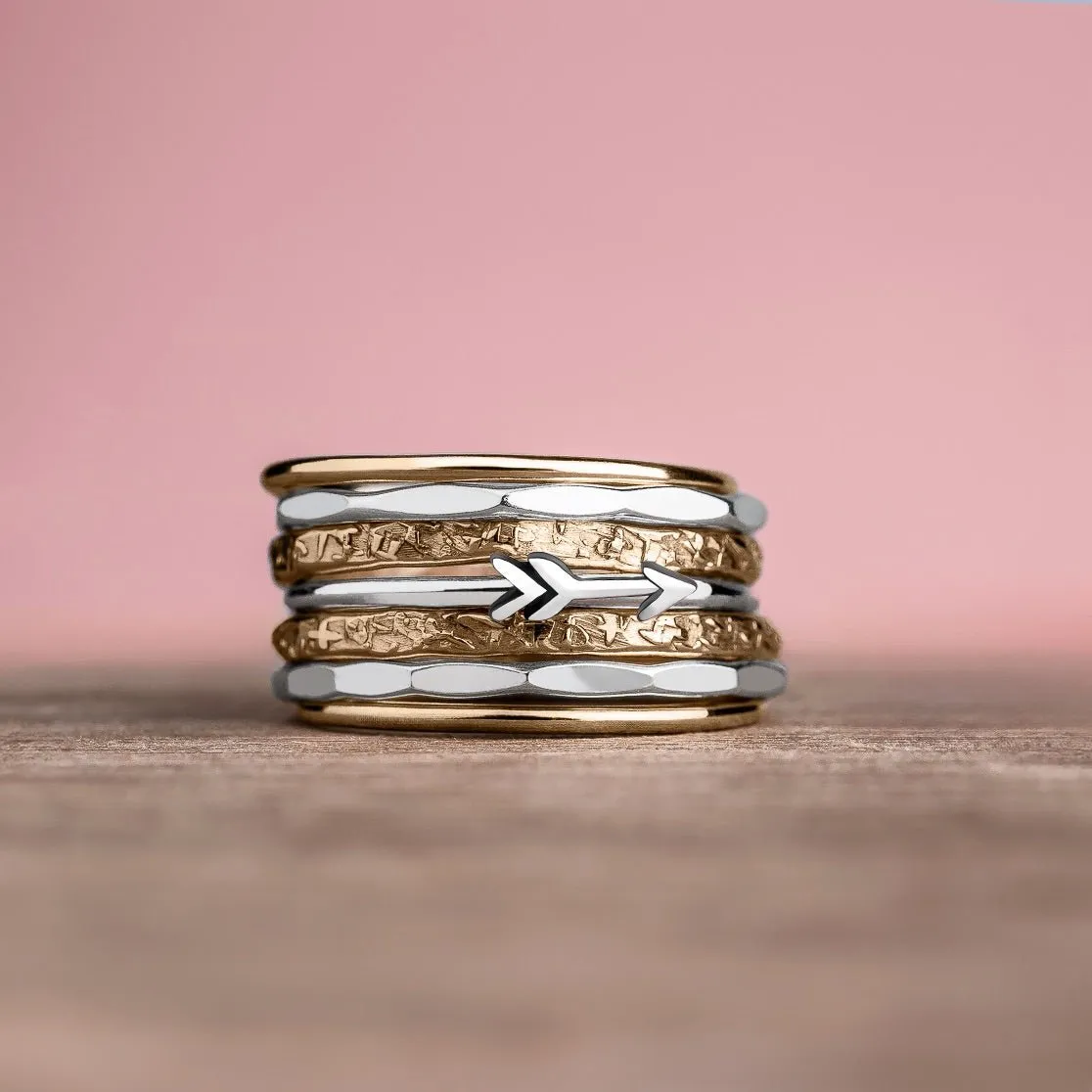 Set of 7 Arrow Stacking Rings