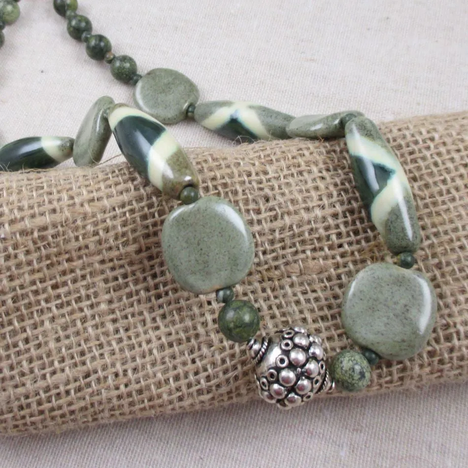 Shimmering Green Fashion Kazuri Bead and Serpentine Necklace