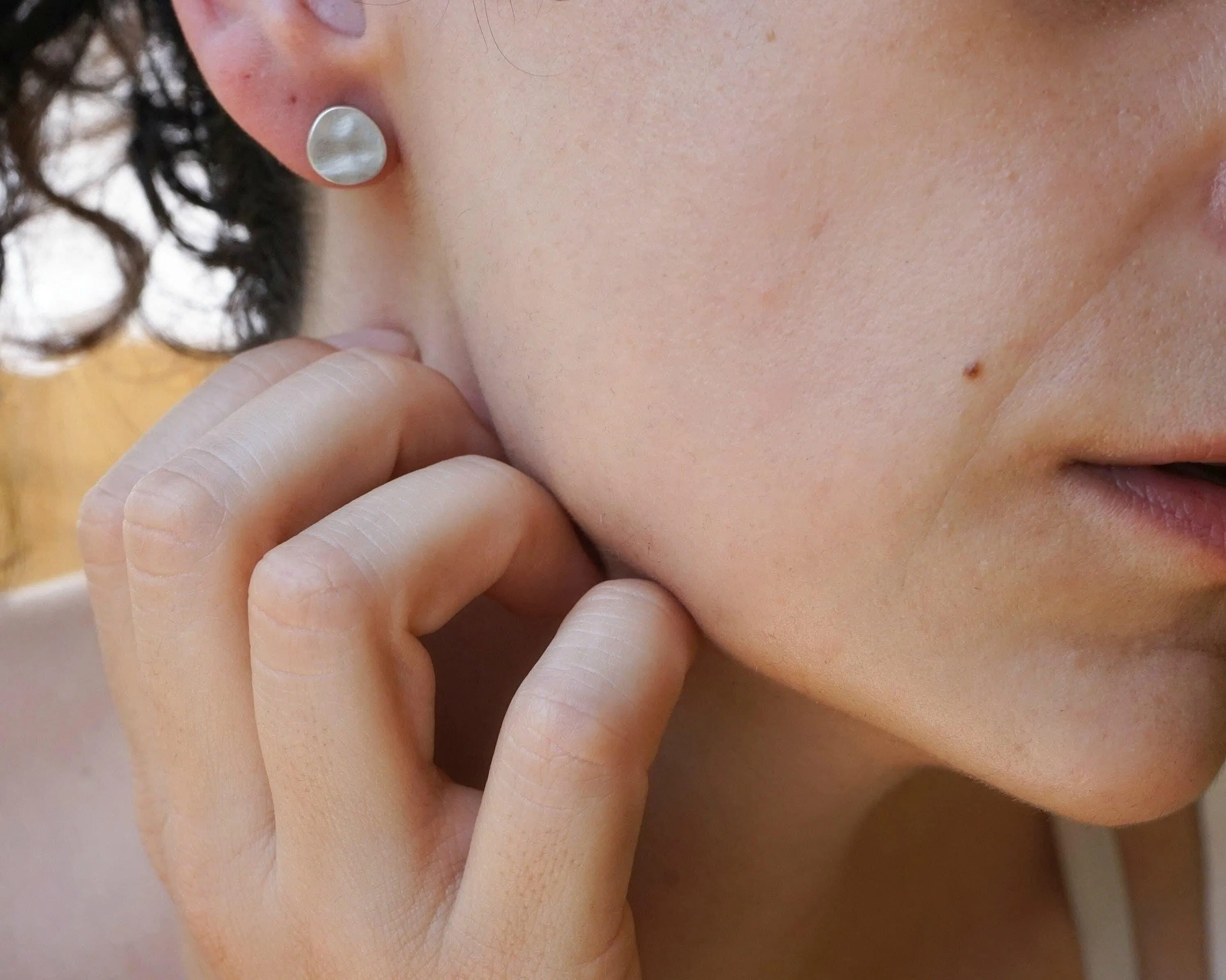 Silver Wavy Hammered Circle Stud Earrings