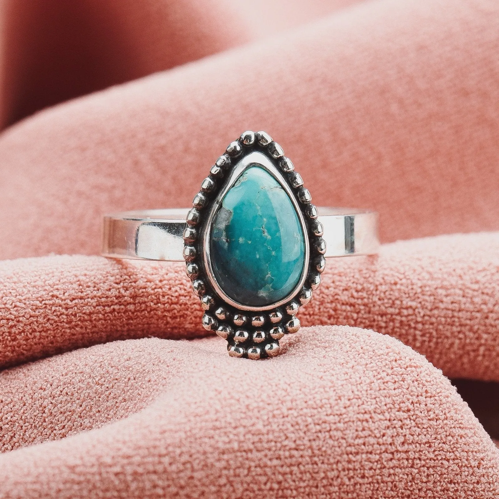 Size 7.5 White Water Turquoise Gemstone Ring