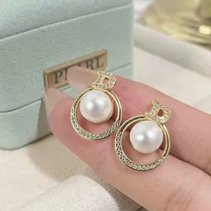 Stunning Pearl Earring