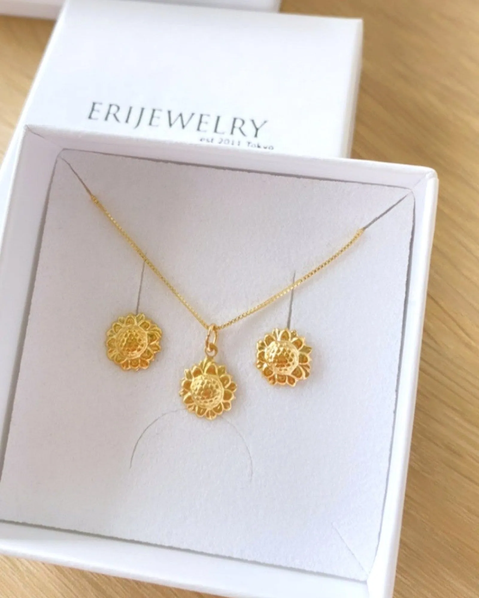 Sunflower Matching Set - Studs and Necklace