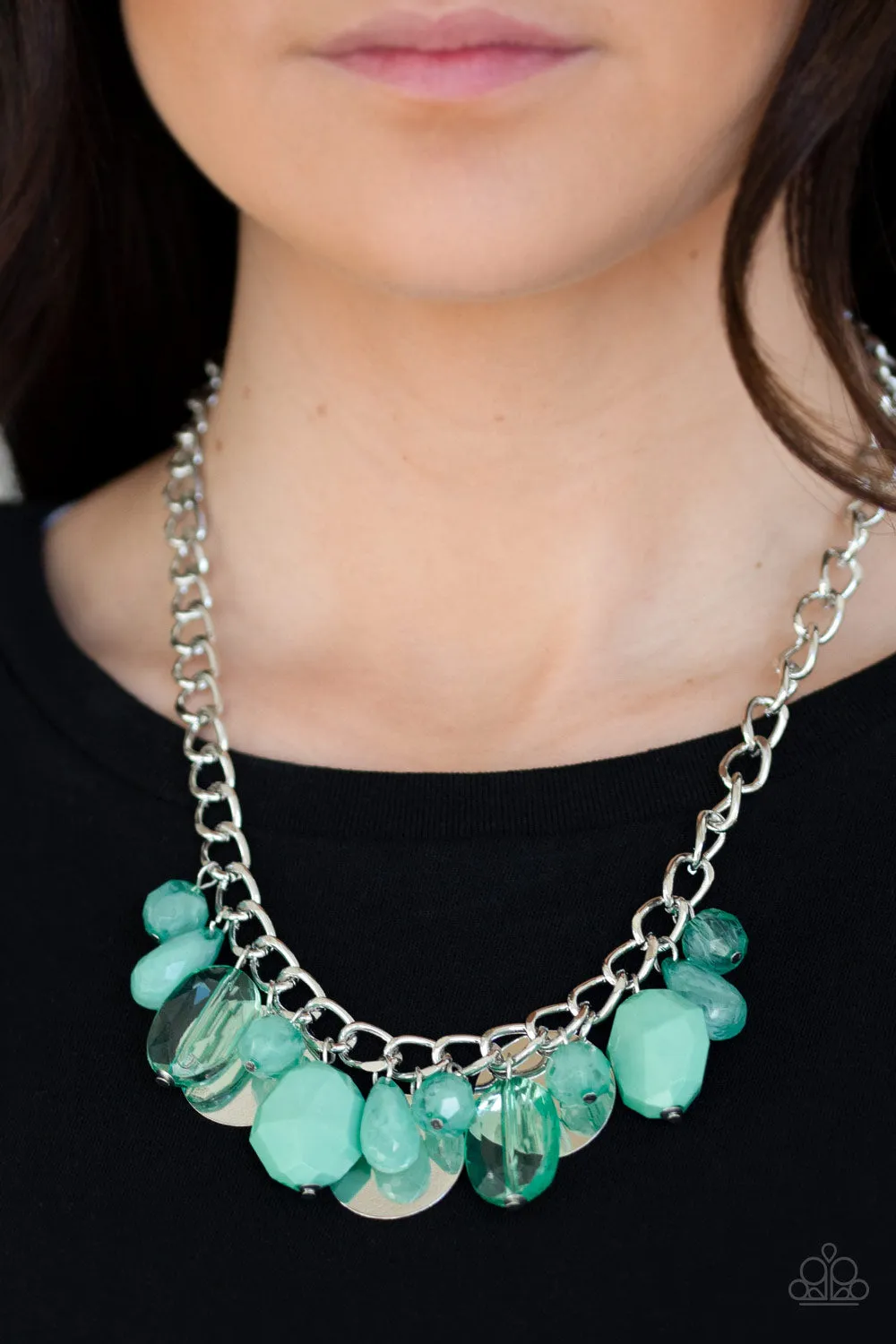 Treasure Shore - Green Paparazzi Necklace